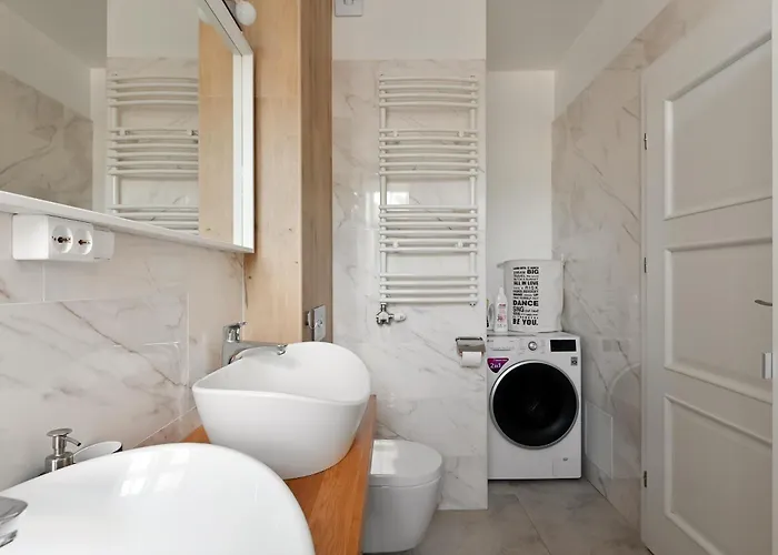 Luxury 110M2 Apartment With Bathtub - Caka Street Central Dzīvoklis