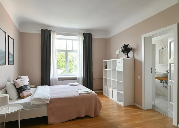 Luxury 110M2 Apartment With Bathtub - Caka Street Central *