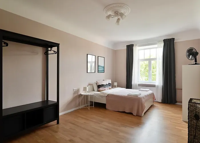 Luxury 110M2 Apartment With Bathtub - Caka Street Central アパート リガ